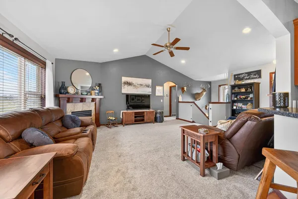 $689,000 | W7122 Hillview Road, Greenville, WI 54942