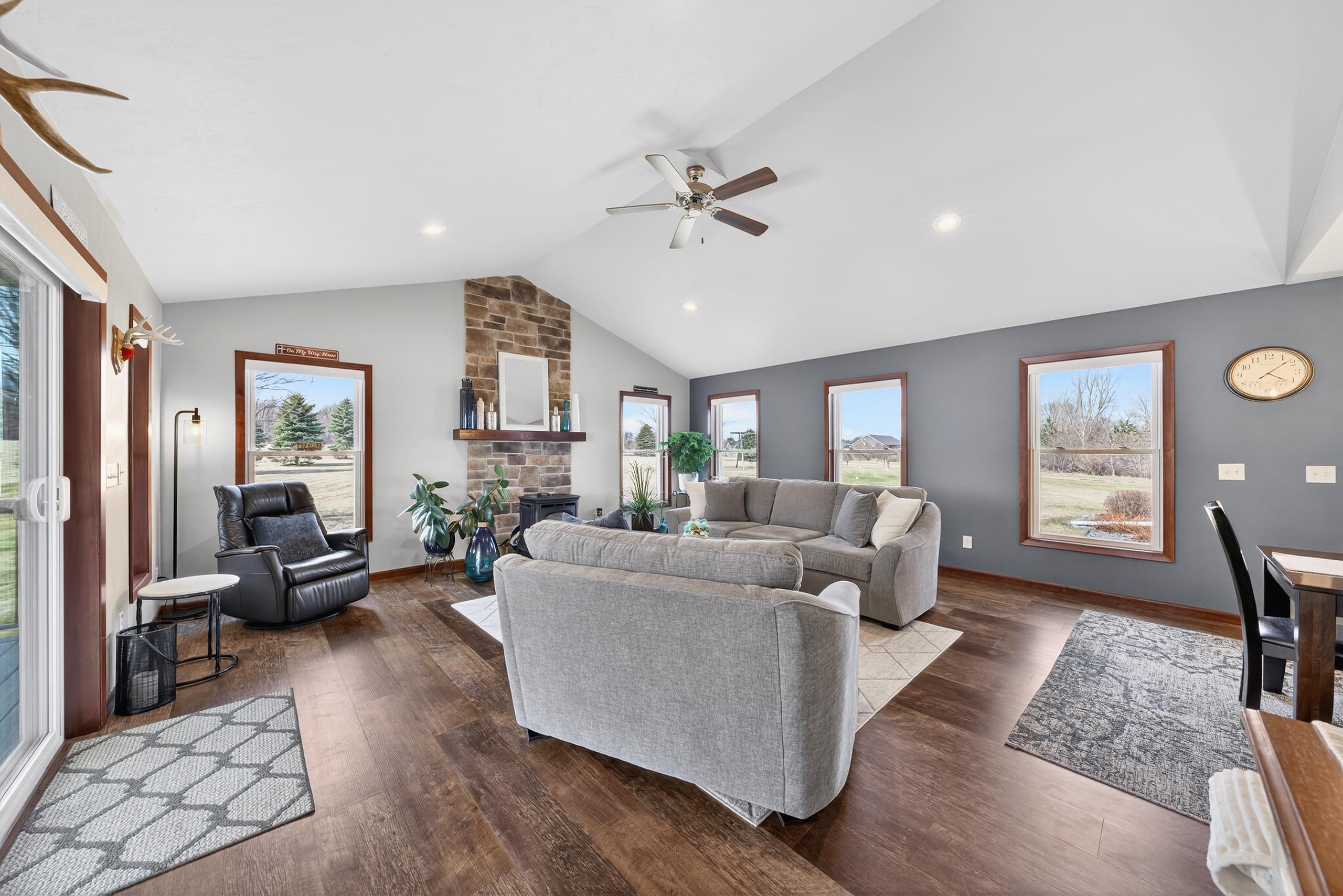 W7122 Hillview Road Greenville, WI 54942 - Photo 26 of 50