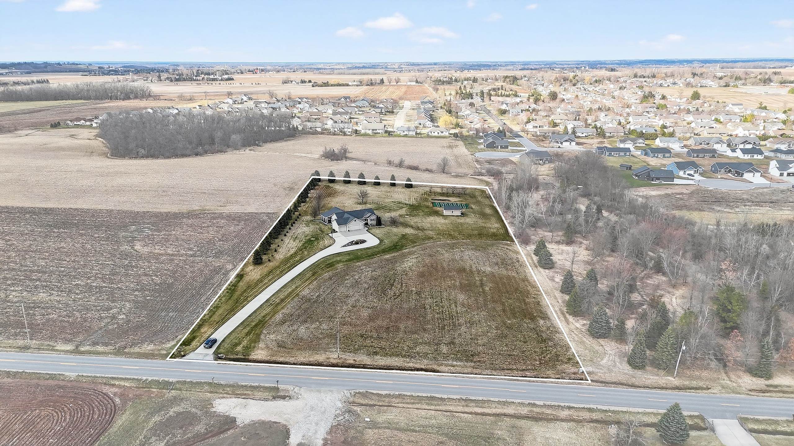 W7122 Hillview Road Greenville, WI 54942 - Photo 10 of 50