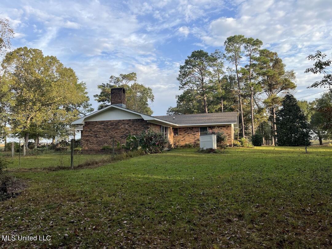 1296 King Bee Road Perkinston, MS 39573 - Photo 2 of 26 IMG_0485