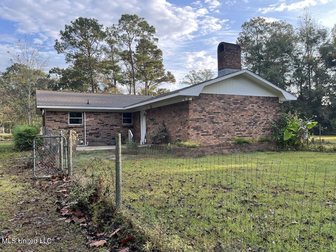 1296 King Bee Road Perkinston, MS 39573 - Photo 3 of 26 IMG_0489