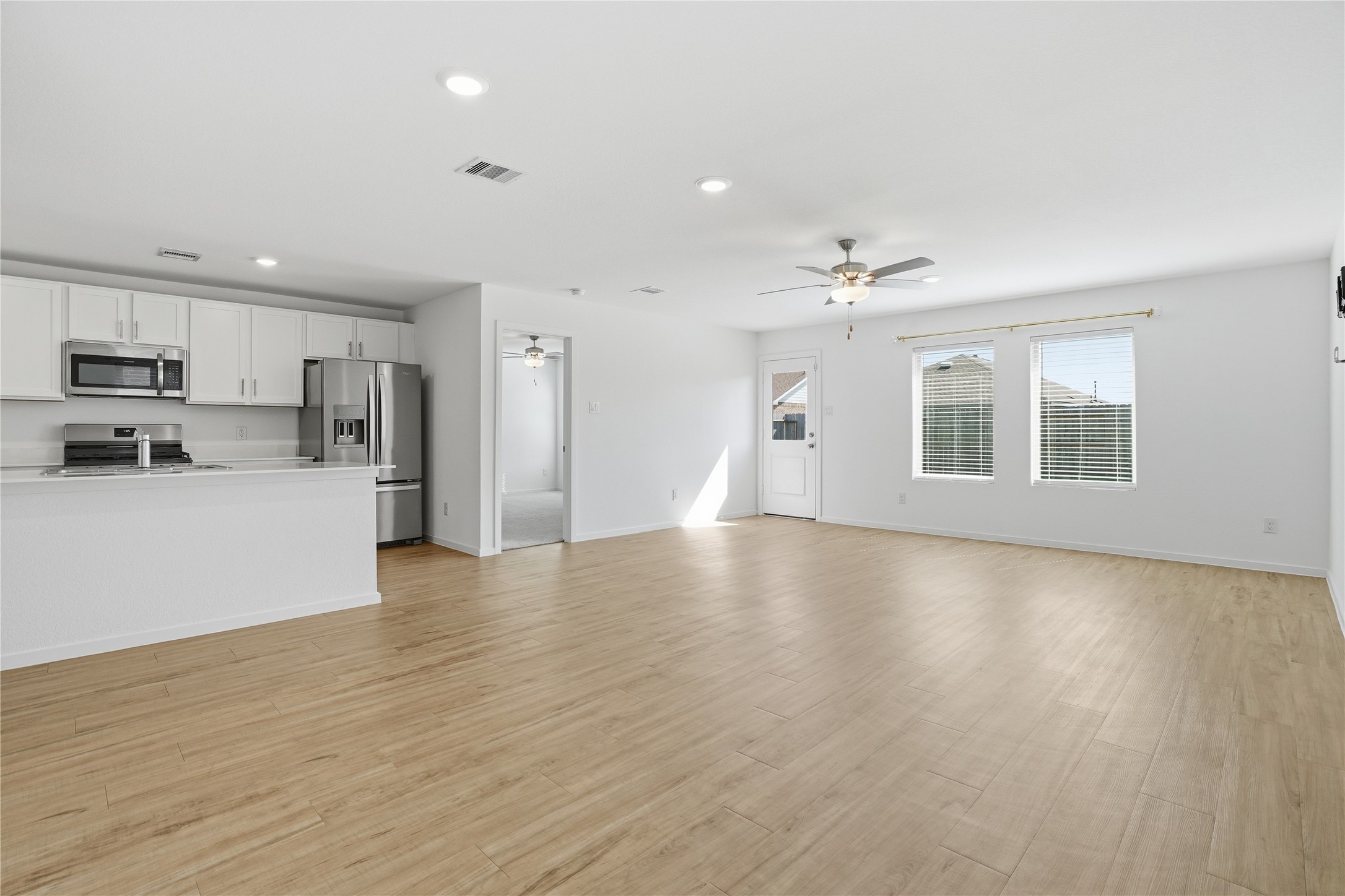 9910 Cliffside Ridge Baytown, TX 77521 - Photo 7 of 22