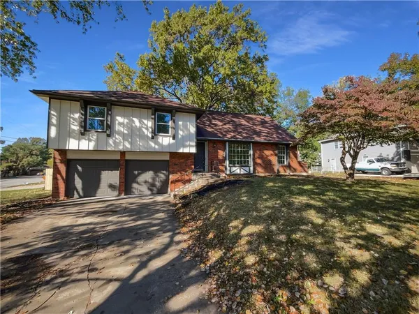 $358,000 | 9432 Carter Drive, Overland Park, KS 66212