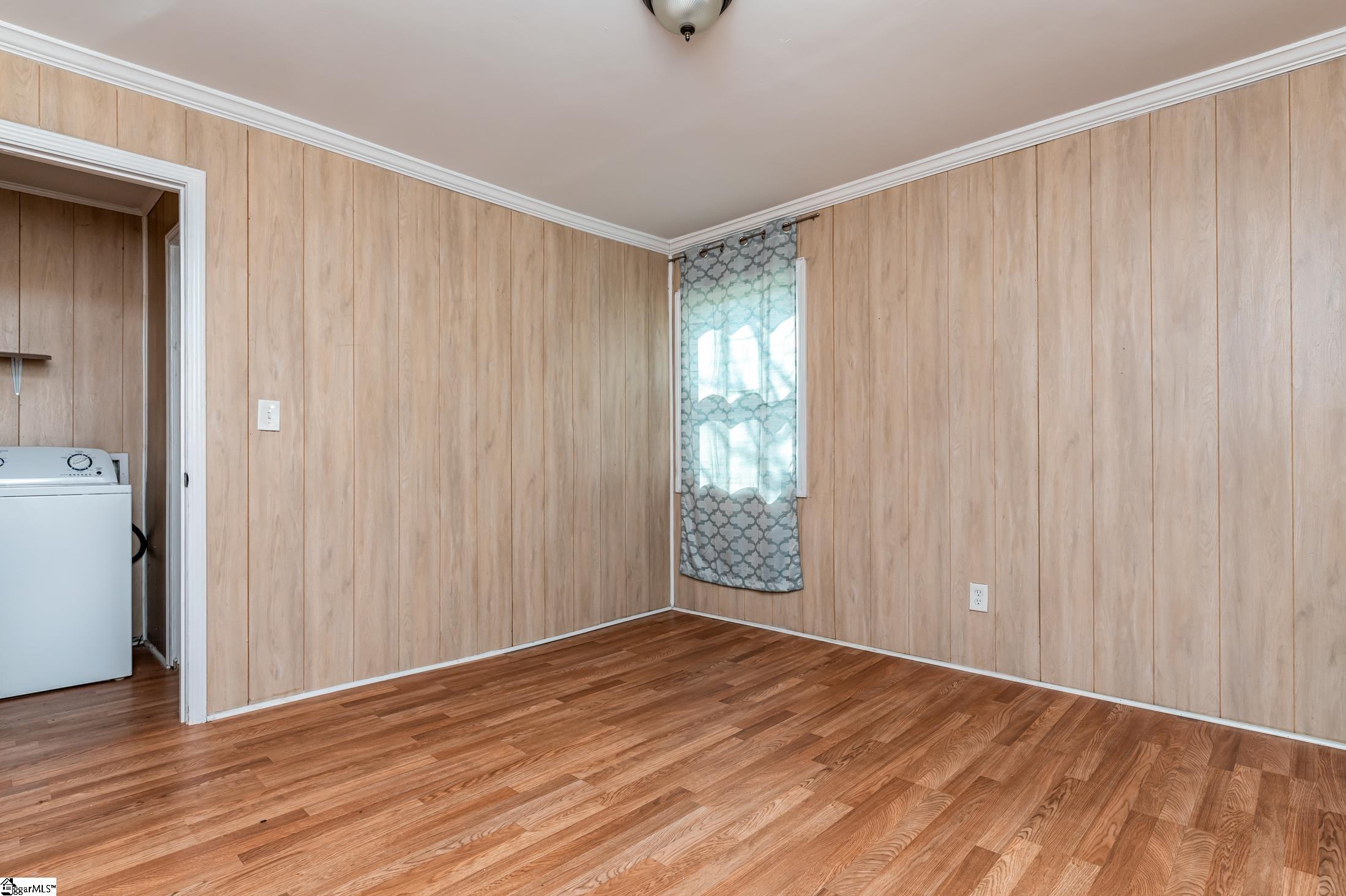 210 Pendleton Road Greenville, SC 29611 - Photo 13 of 26