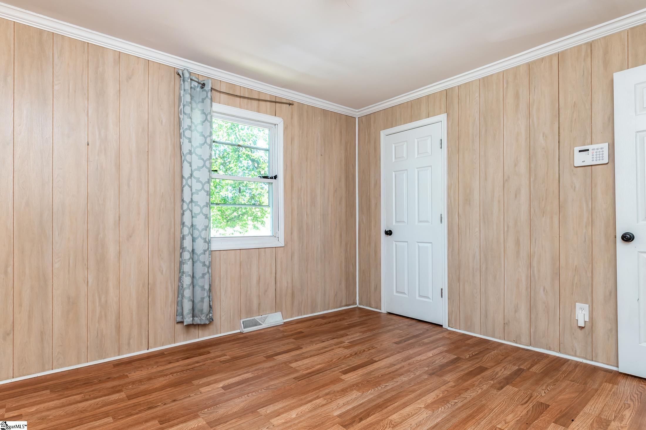 210 Pendleton Road Greenville, SC 29611 - Photo 15 of 26