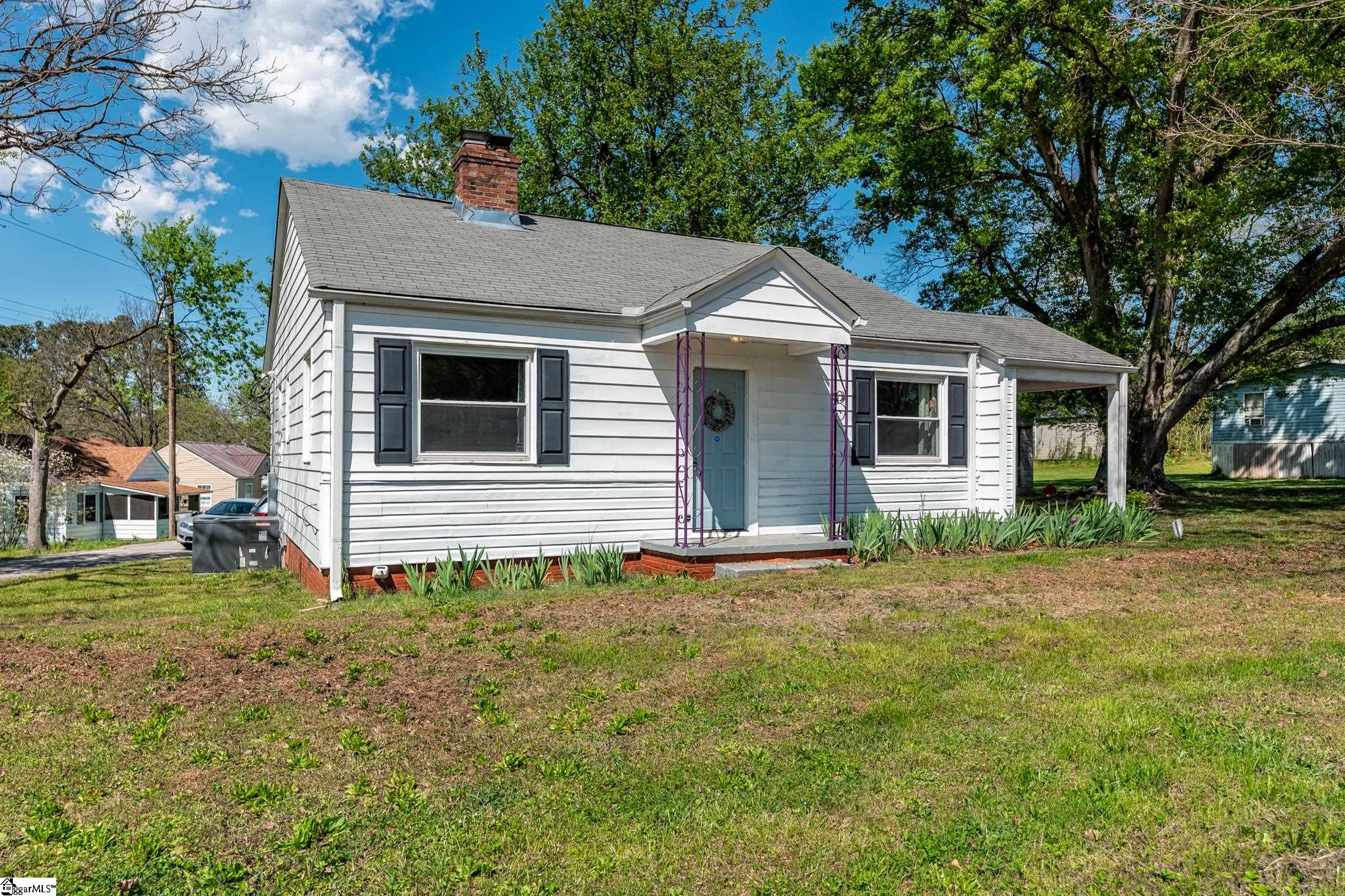 210 Pendleton Road Greenville, SC 29611 - Photo 2 of 26