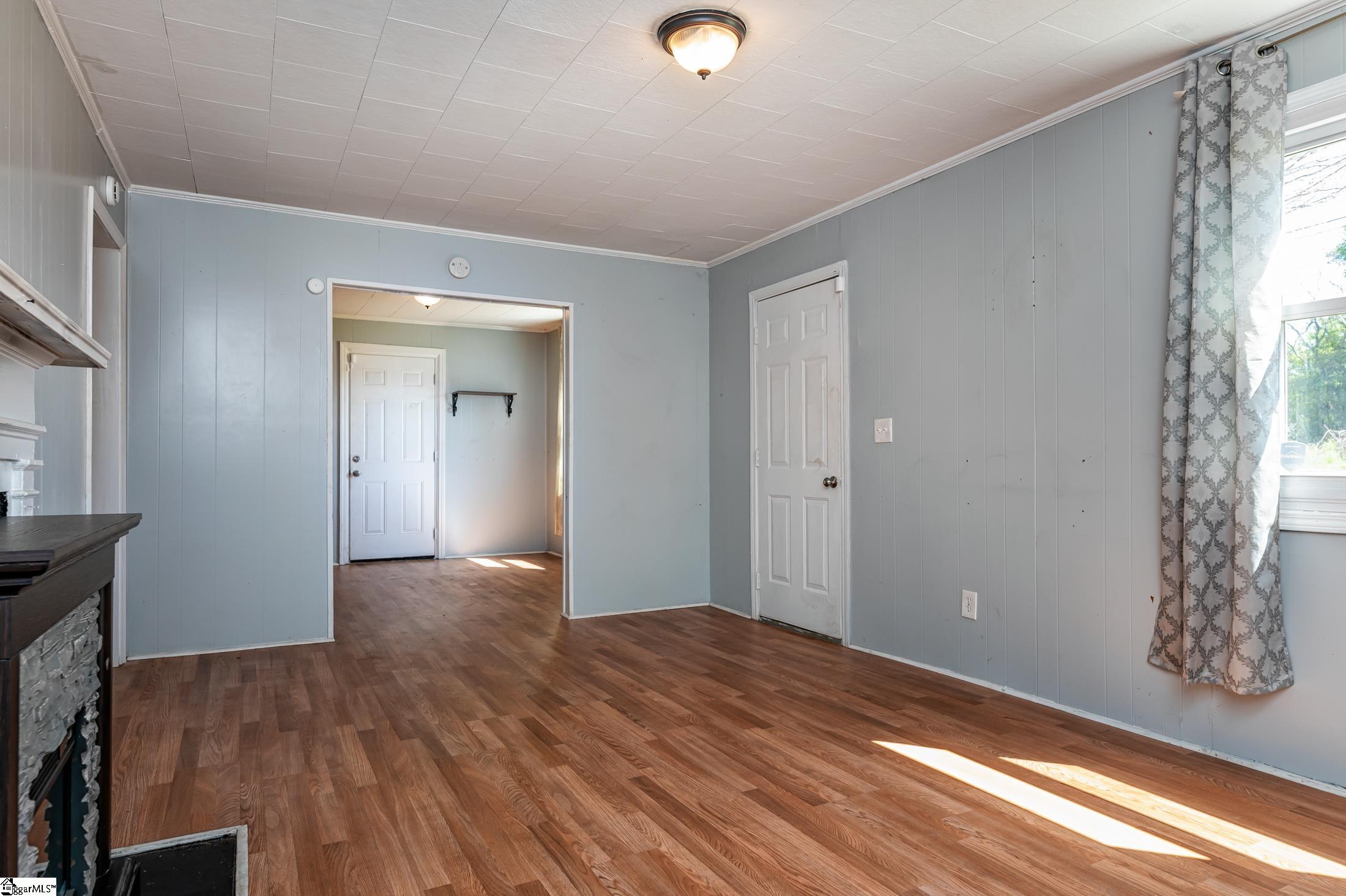 210 Pendleton Road Greenville, SC 29611 - Photo 7 of 26