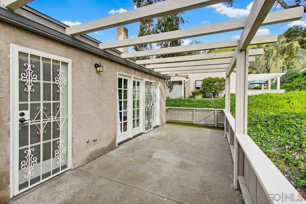 5571 Adobe Falls Road, Unit D San Diego, CA 92120 - Photo 46 of 60