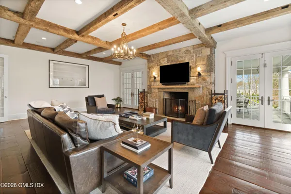 $7,895,000 | 4 Cherry Blossom Lane, Greenwich, CT 06831