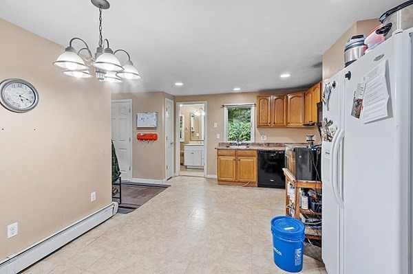 166 Doyle Road Holden, MA 01520 - Photo 27 of 42 Gallery Image 27
