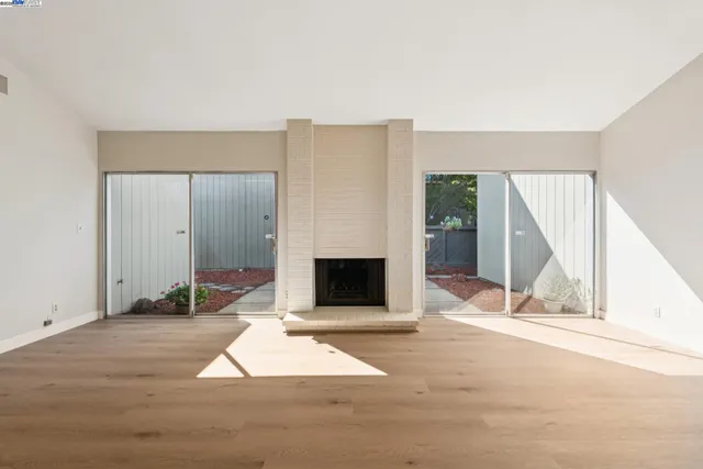 $999,000 | 1042 Mangrove Lane, Alameda, CA 94502