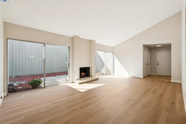 $999,000 | 1042 Mangrove Lane, Alameda, CA 94502