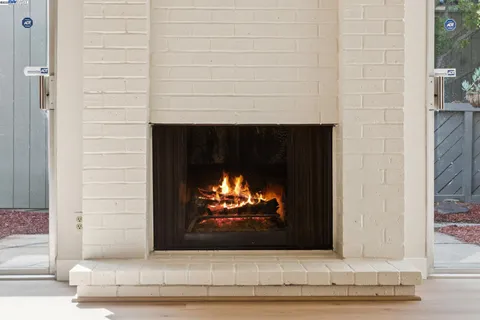 $949,000 | 1042 Mangrove Lane, Alameda, CA 94502