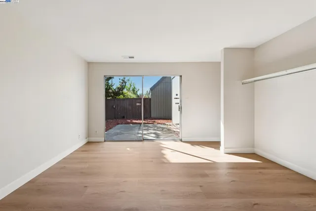 $999,000 | 1042 Mangrove Lane, Alameda, CA 94502