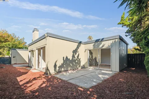 $949,000 | 1042 Mangrove Lane, Alameda, CA 94502