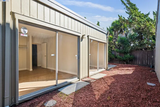 $999,000 | 1042 Mangrove Lane, Alameda, CA 94502