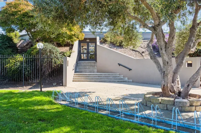 $999,000 | 1042 Mangrove Lane, Alameda, CA 94502