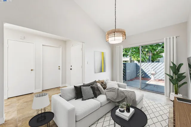 $999,000 | 1042 Mangrove Lane, Alameda, CA 94502