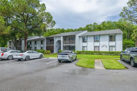 $225,000 | 1326 Pine Ridge Circle East, Unit G2, Tarpon Springs, FL 34688