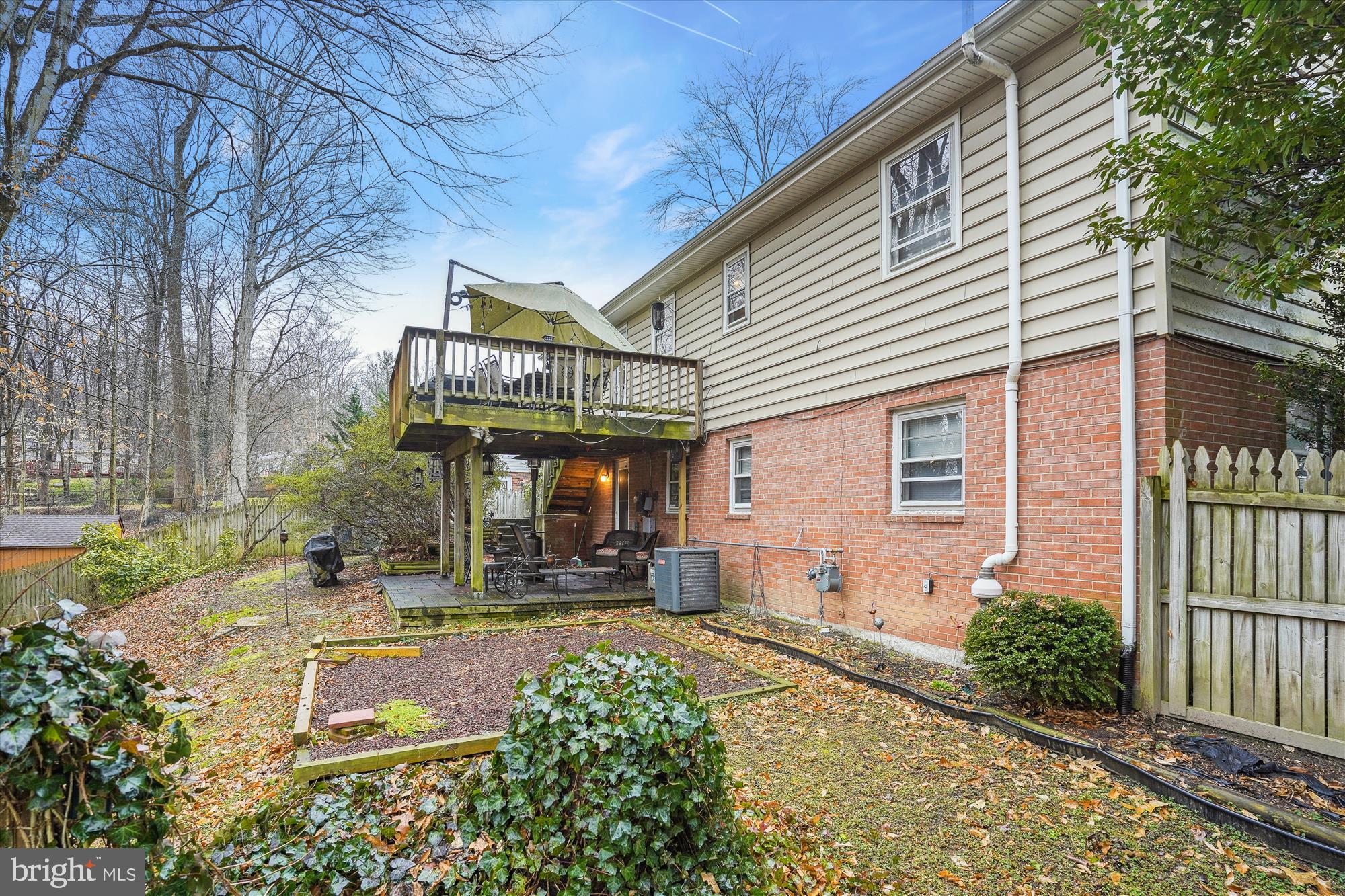 7115 Hadlow Court Springfield, VA 22152 - Photo 33 of 45 Back-Side View