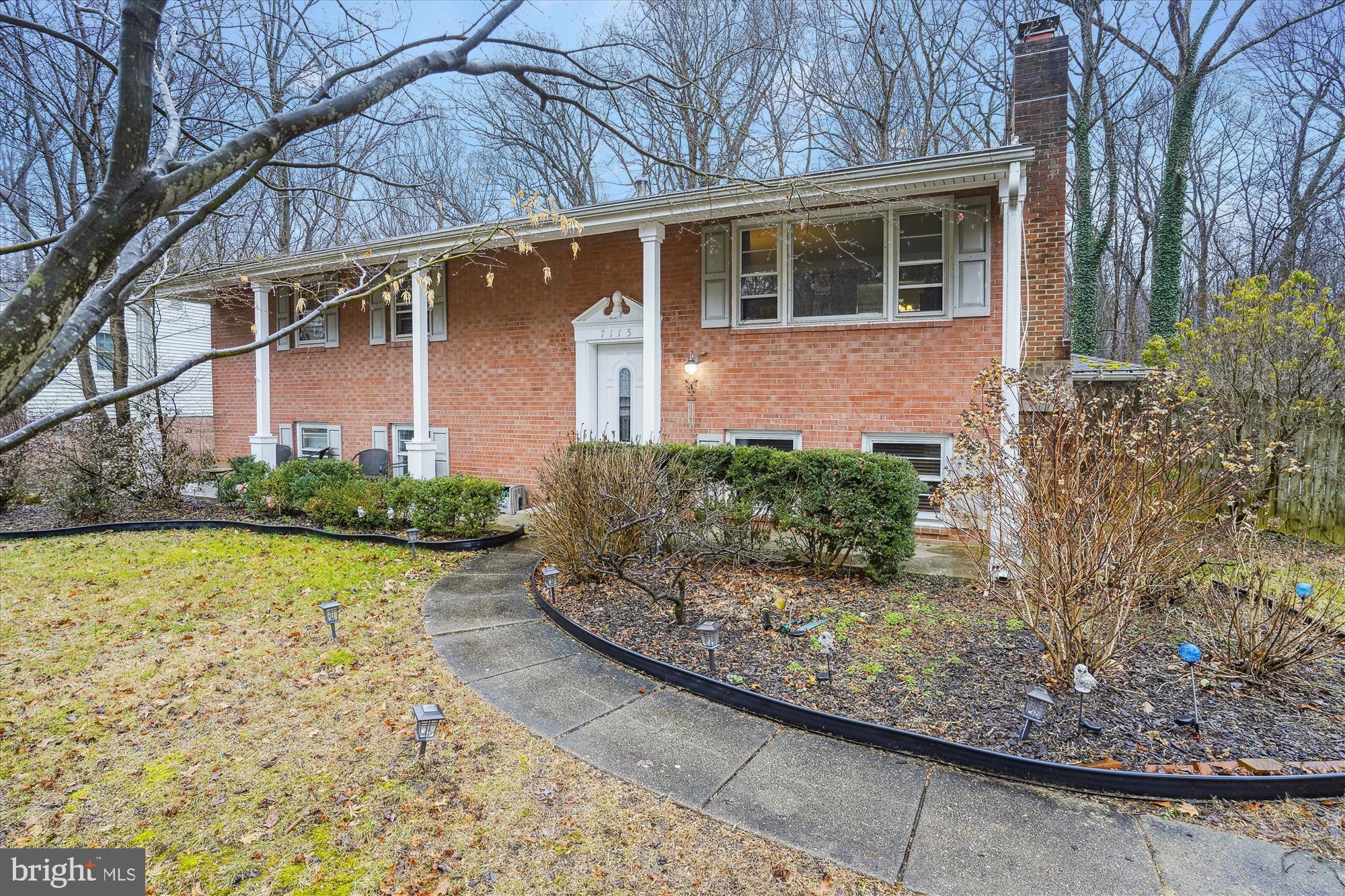 7115 Hadlow Court Springfield, VA 22152 - Photo 35 of 45 Front View