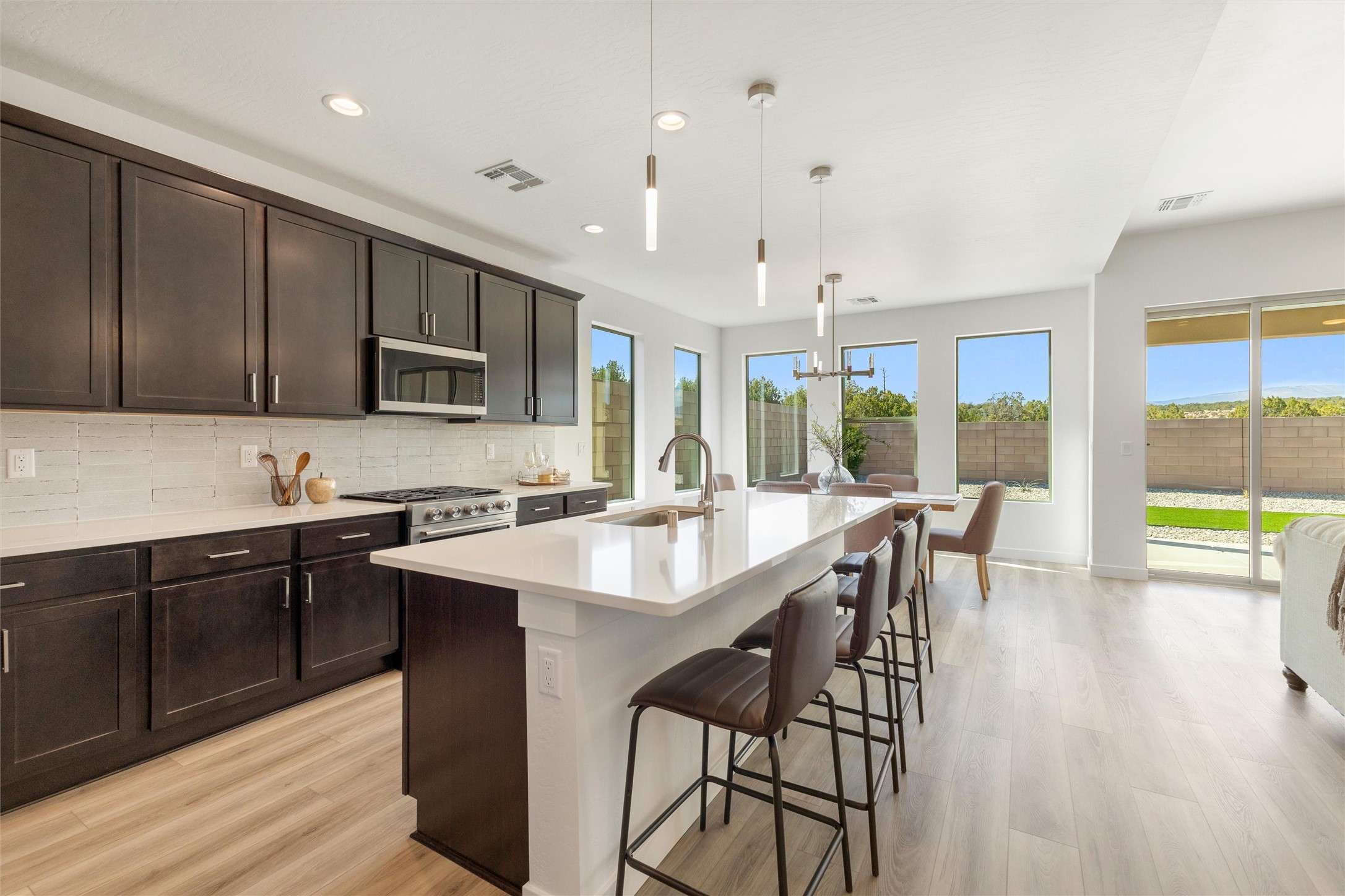 64 Cadena Loop White Rock, NM 87547 - Photo 13 of 39