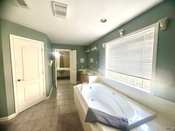 $298,500 | 147 West 40th Street, Cut Off, LA 70345