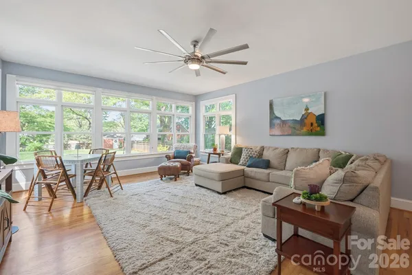 $749,900 | 551 7th Street Northwest, Hickory, NC 28601