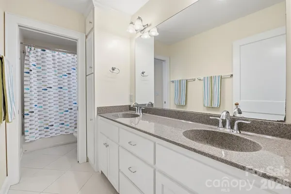$749,900 | 551 7th Street Northwest, Hickory, NC 28601