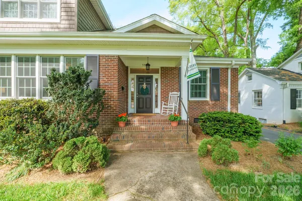 $749,900 | 551 7th Street Northwest, Hickory, NC 28601