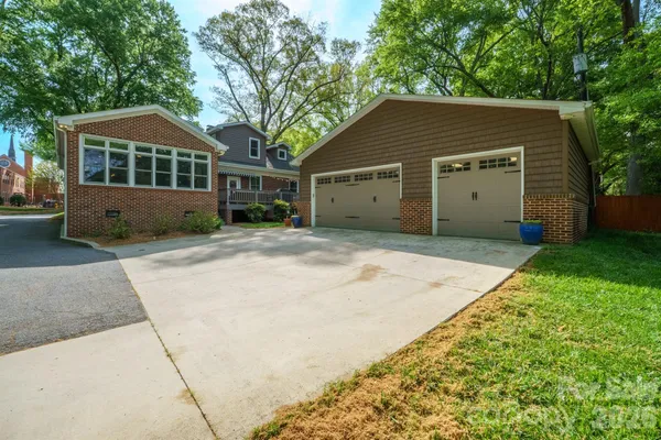 $749,900 | 551 7th Street Northwest, Hickory, NC 28601