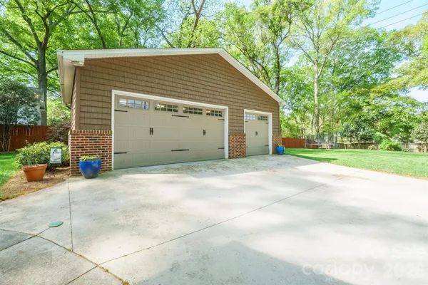 $749,900 | 551 7th Street Northwest, Hickory, NC 28601