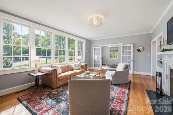 $749,900 | 551 7th Street Northwest, Hickory, NC 28601