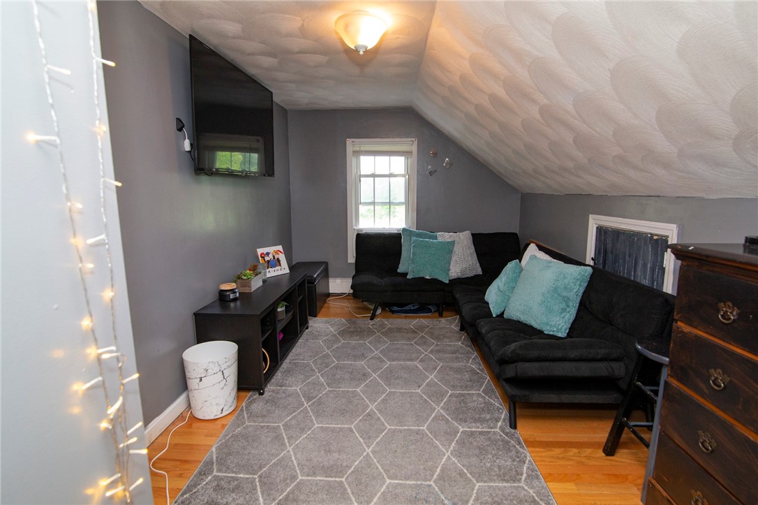 369 Chopmist Hill Road Glocester, RI 02814 - Photo 14 of 19