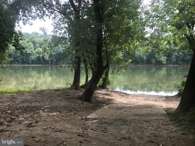 17 River Road Shepherdstown, WV 25443 - Photo 1 of 5 View