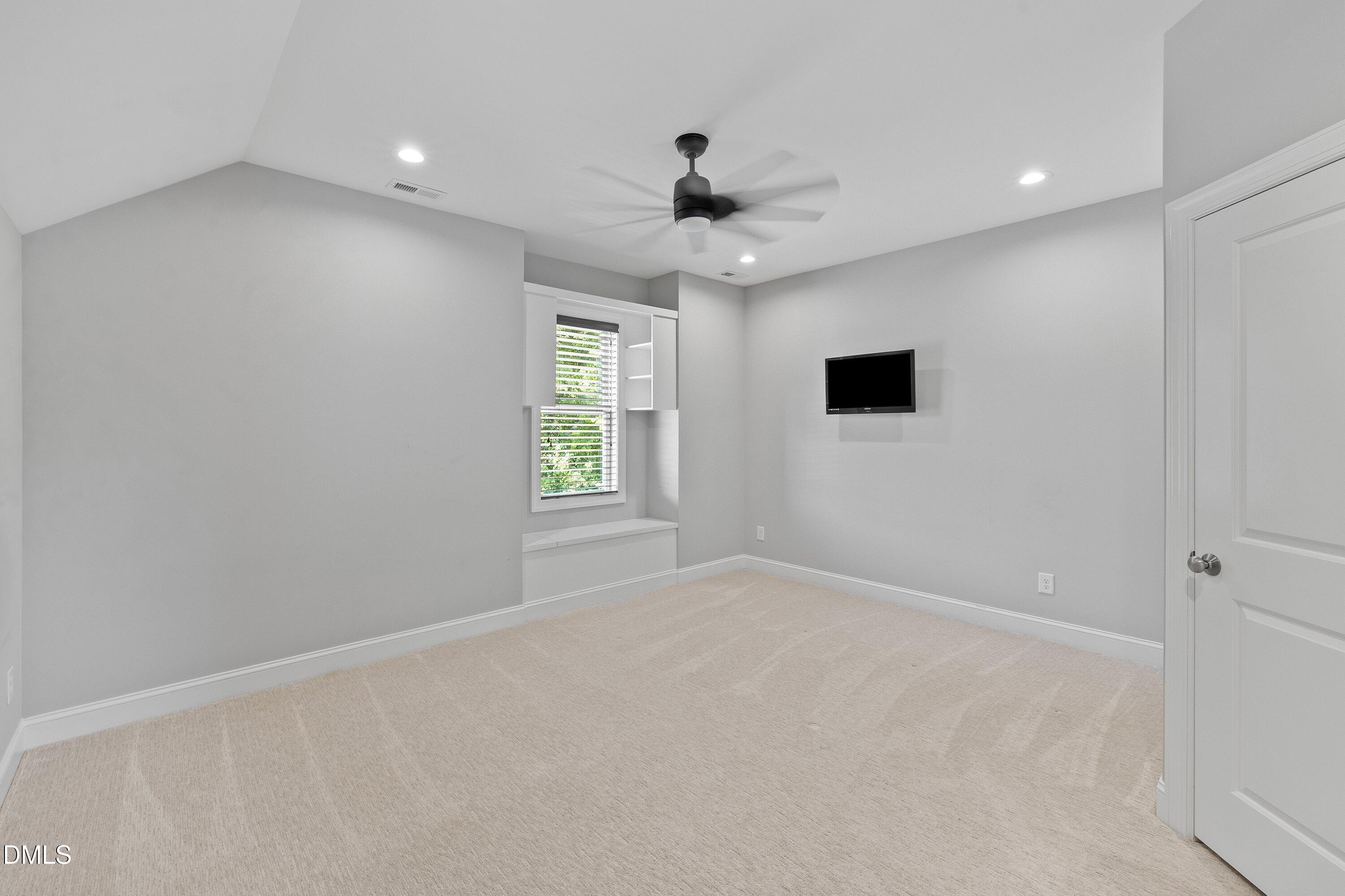 2017 Noble Road Raleigh, NC 27608 - Photo 46 of 65 53-2017 Noble Rd_3760