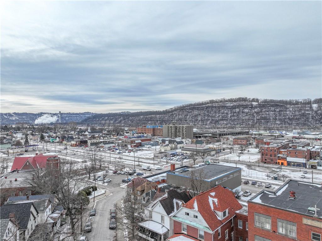 212 Ridge Avenue New Kensington, PA 15068 - Photo 27 of 32 a view of a city