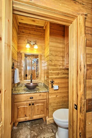 $949,000 | 520 McCoury Loop, Milam, TX 75959