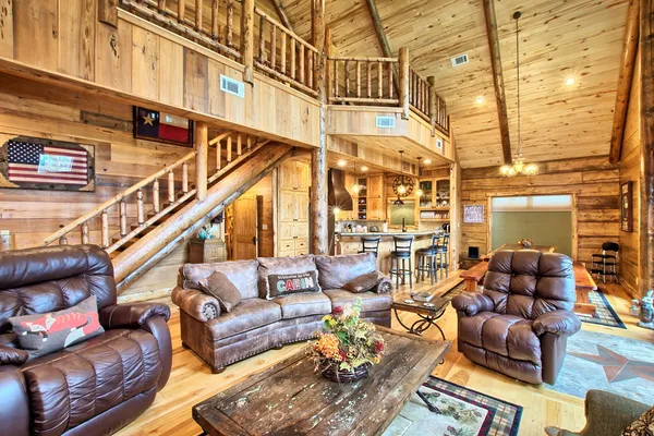 $949,000 | 520 McCoury Loop, Milam, TX 75959