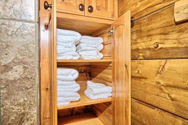 $949,000 | 520 McCoury Loop, Milam, TX 75959