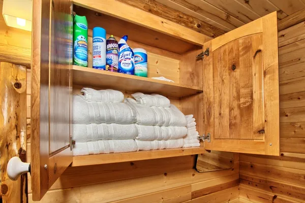 $949,000 | 520 McCoury Loop, Milam, TX 75959