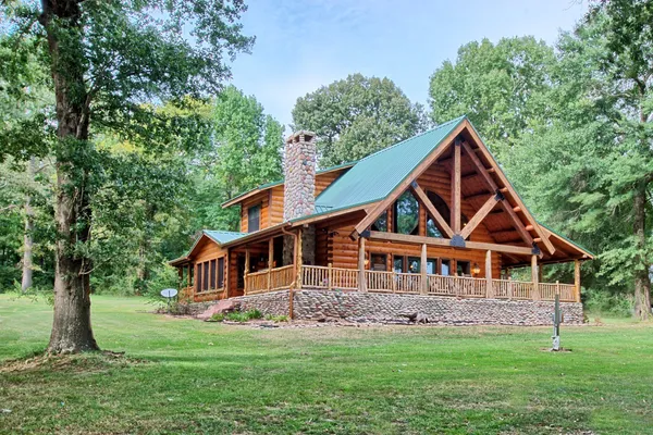 $949,000 | 520 McCoury Loop, Milam, TX 75959