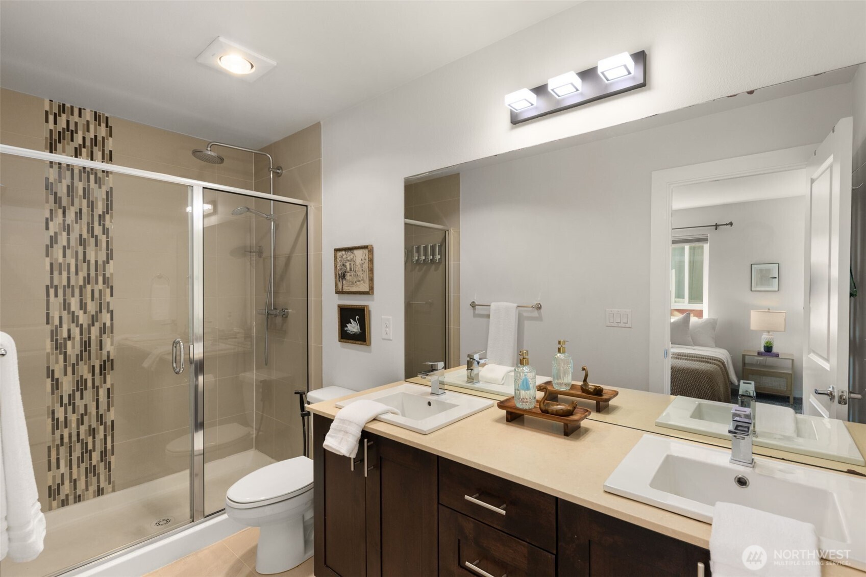 9729 10th Place Southwest Seattle, WA 98106 - Photo 16 of 29
