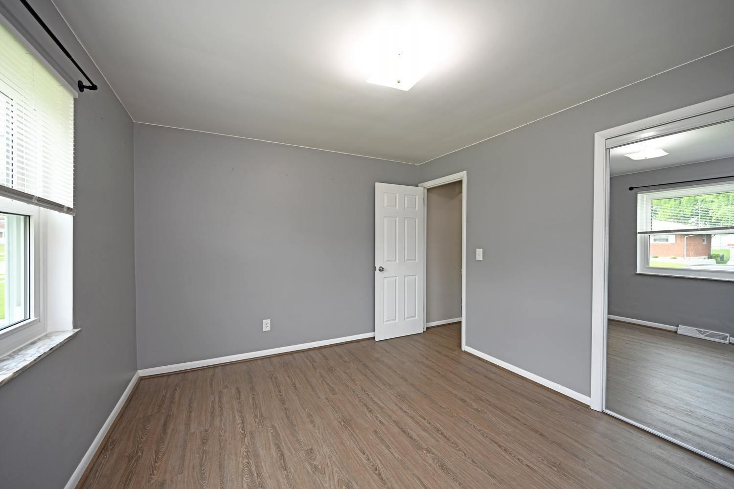 3345 Alexis Road Cincinnati, OH 45239 - Photo 15 of 31