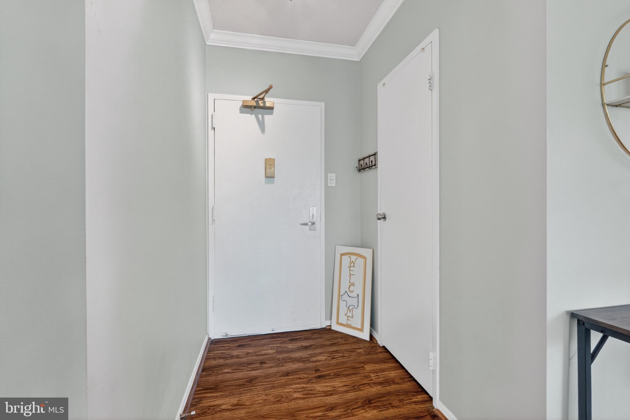 4141 North Henderson Road, Unit 302 Arlington, VA 22203 - Photo 21 of 40 a view of an empty room