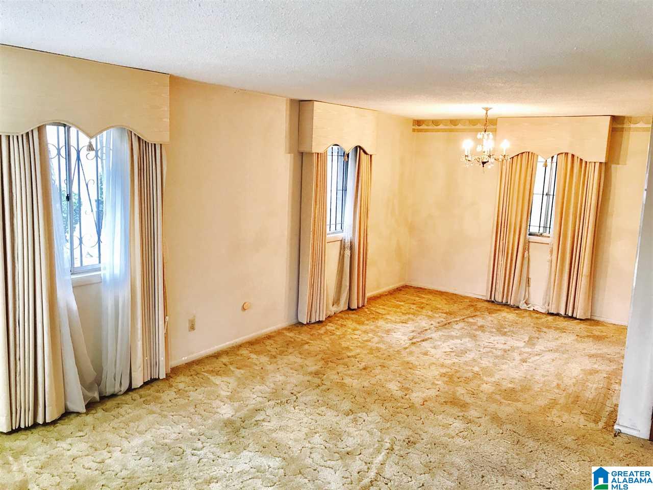 9 11th Avenue Southwest Birmingham, AL 35211 - Photo 3 of 17