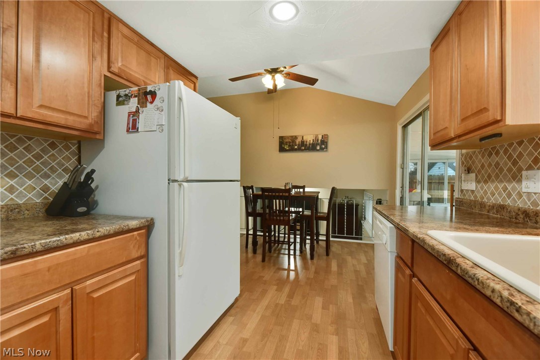 5775 Lear Nagle Road North Ridgeville, OH 44039 - Photo 9 of 35