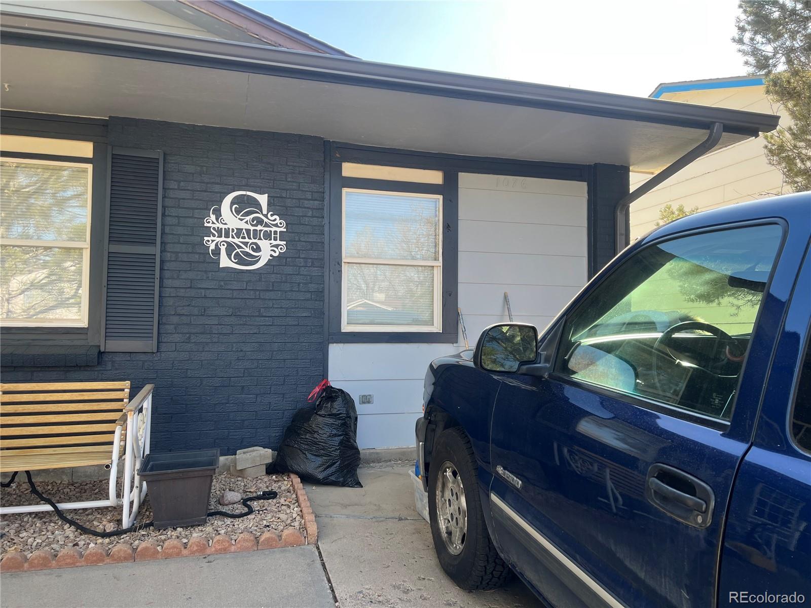 1076 Mobile Street Aurora, CO 80011 - Photo 3 of 8