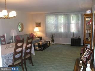 2859 Angus Road Philadelphia, PA 19114 - Photo 3 of 6