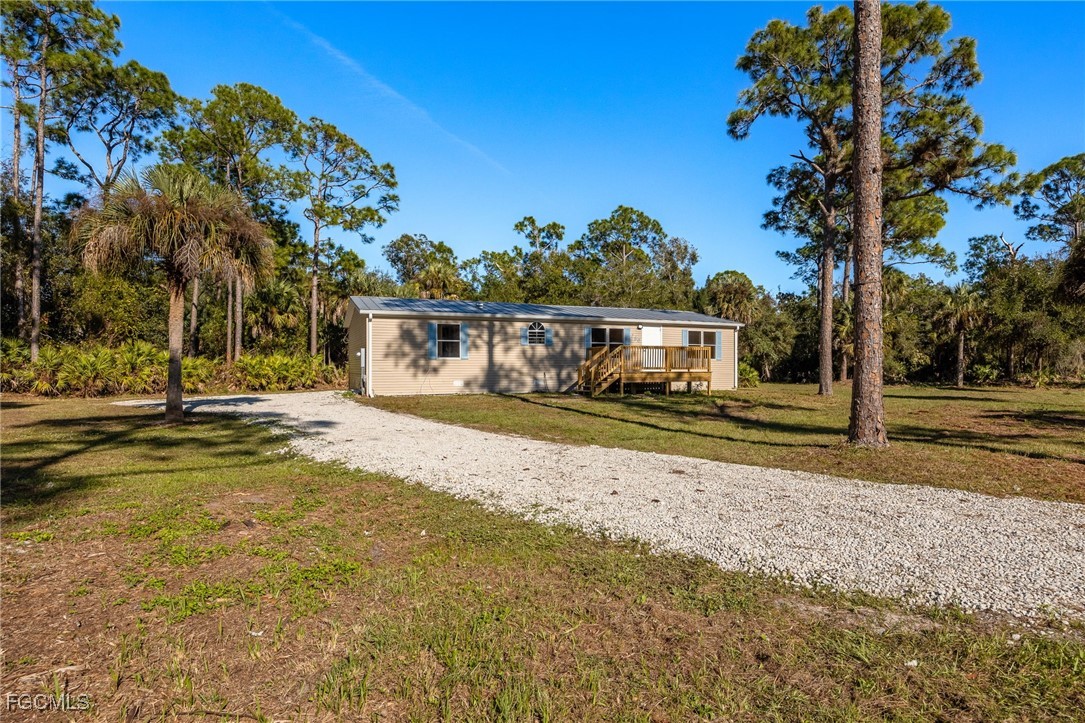 250 Trader Road LaBelle, FL 33935 - Photo 2 of 42